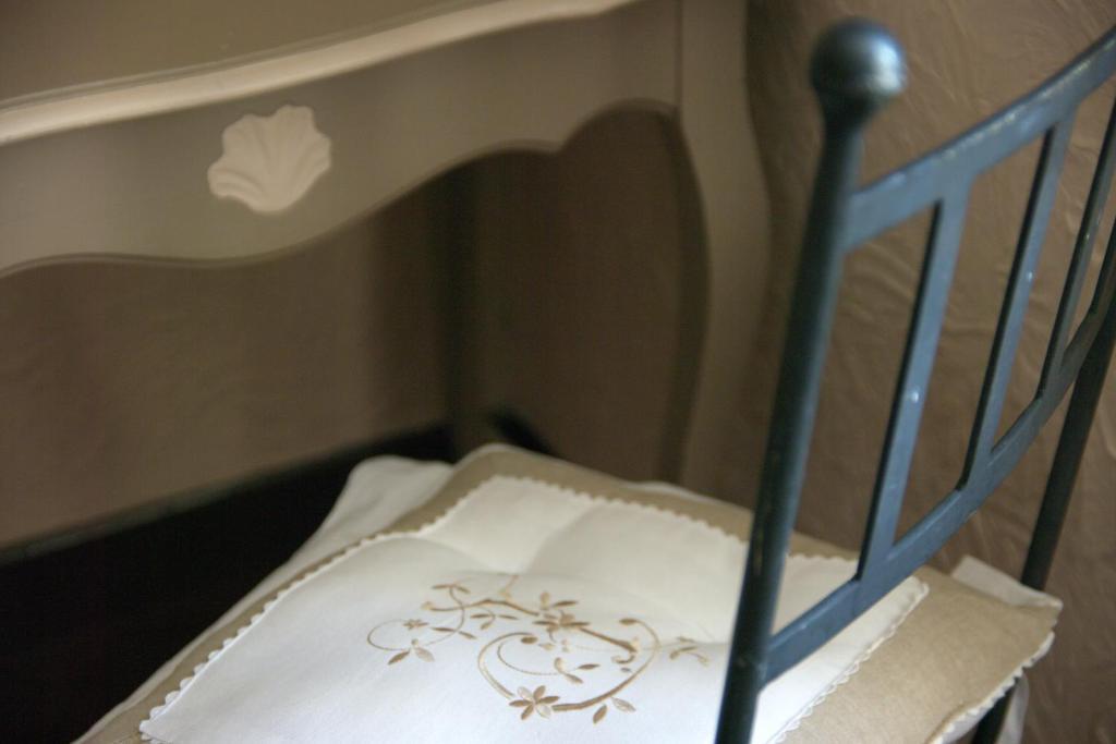 Hotel Du Cheval Blanc Saint-Remy-de-Provence Bagian luar foto