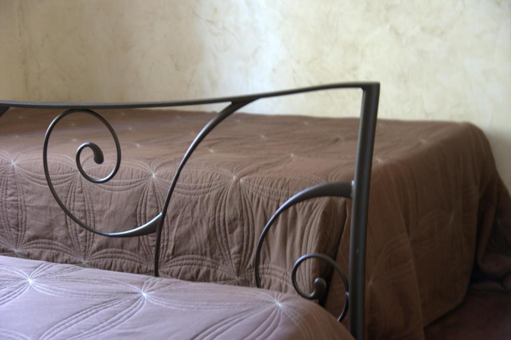 Hotel Du Cheval Blanc Saint-Remy-de-Provence Bagian luar foto